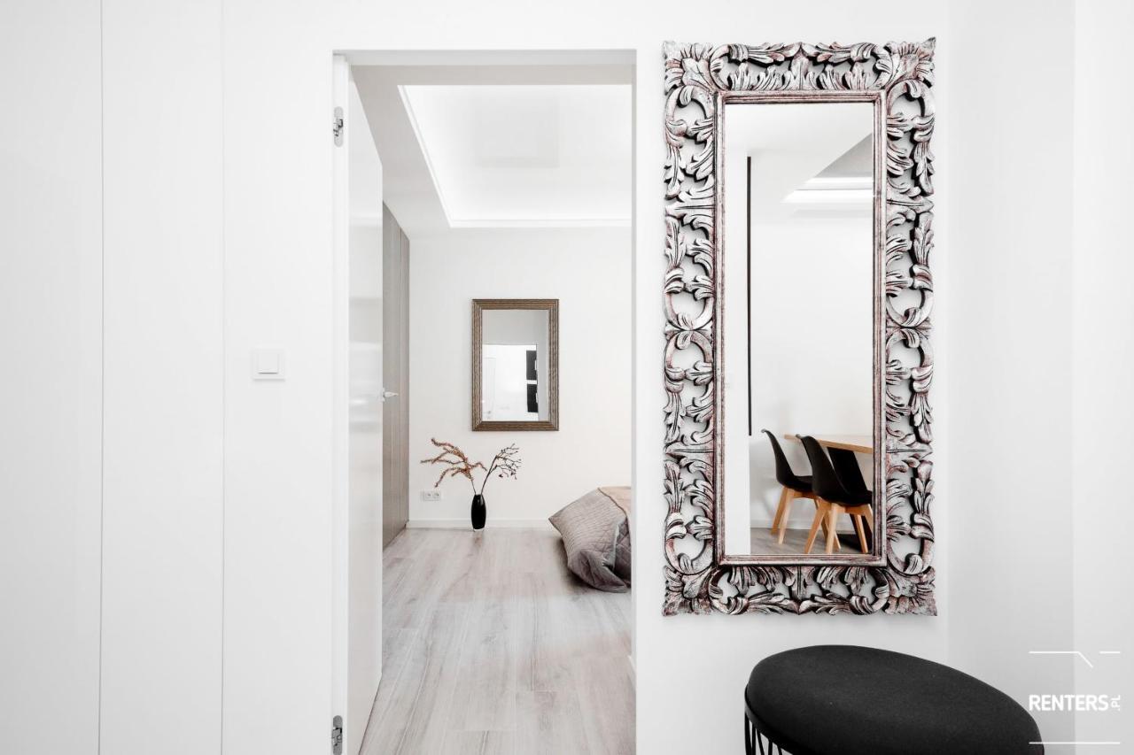 Apartments Warsaw Grzybowska By Renters Exterior photo